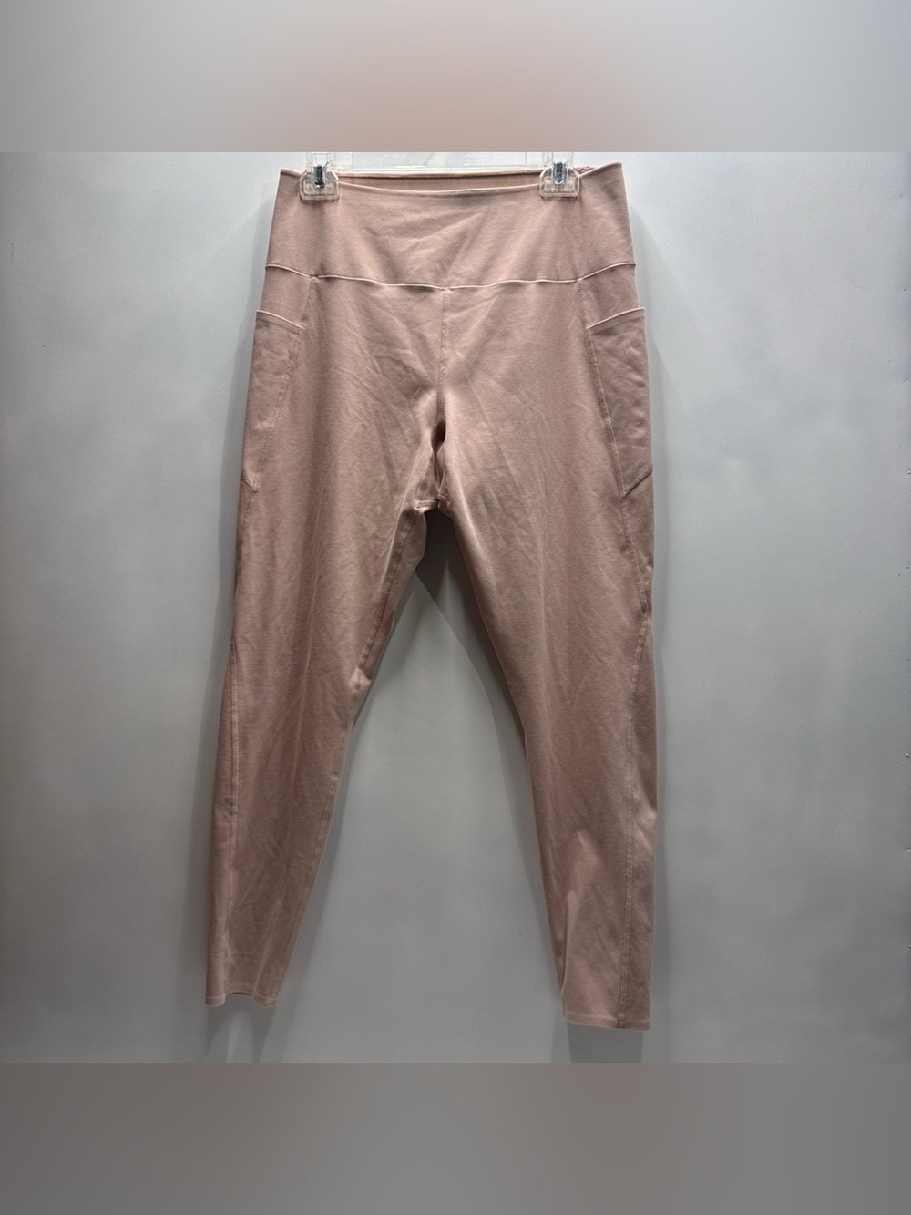 Uniqlo Women’s Airism Tan Leggings with UV Protection